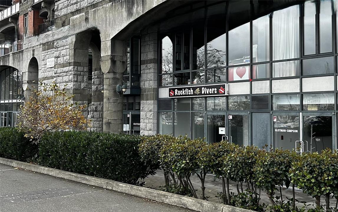 #102 - 19 Dallas Road, Victoria, BC