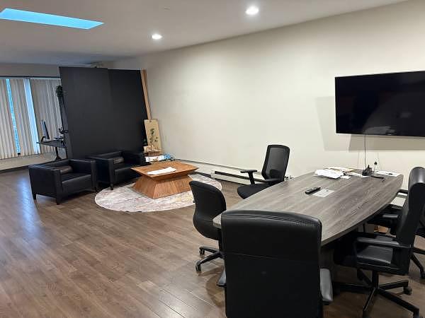 202 - 7673 6th St. , Burnaby, BC