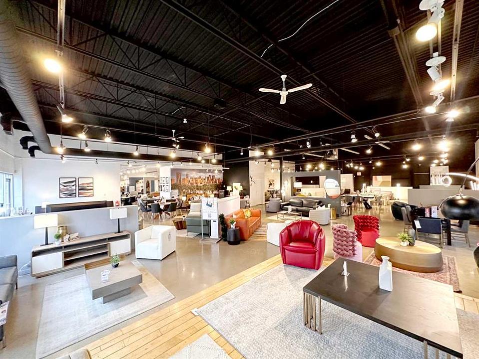 Unit 1-2 - 7070 11 Street Southeast, Calgary, AB