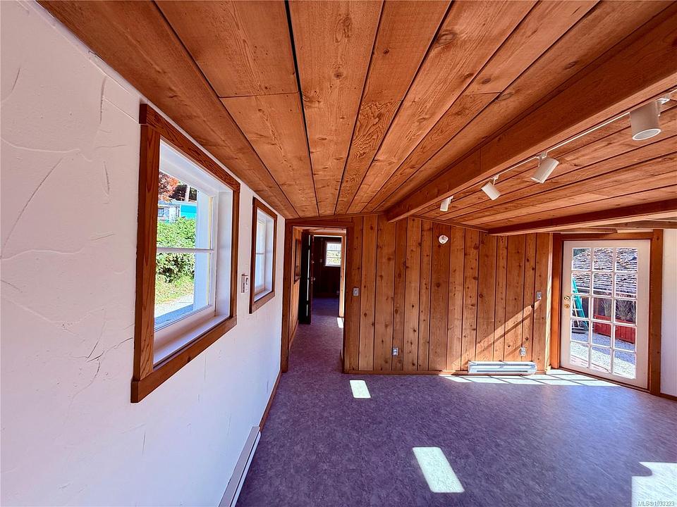 2909 Fulford-Ganges Road, Salt Spring, BC