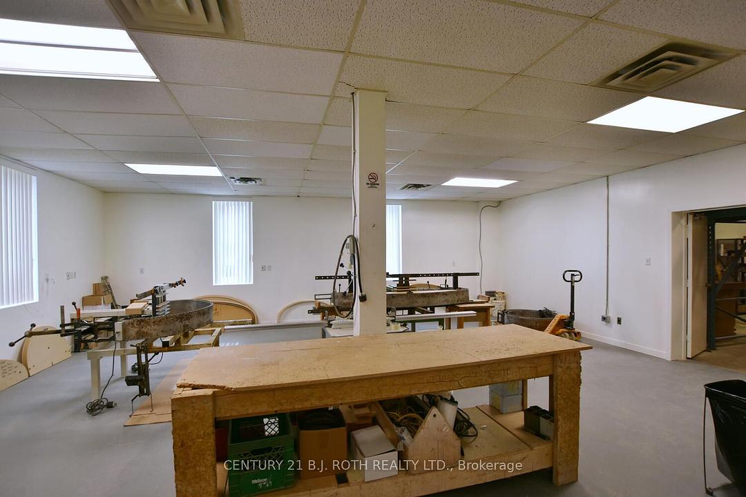 240 9th Avenue East, Owen Sound, ON
