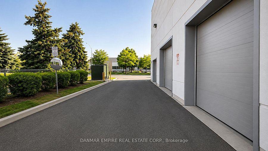 1&2&3 - 2165 Buckingham Rd, Oakville, ON