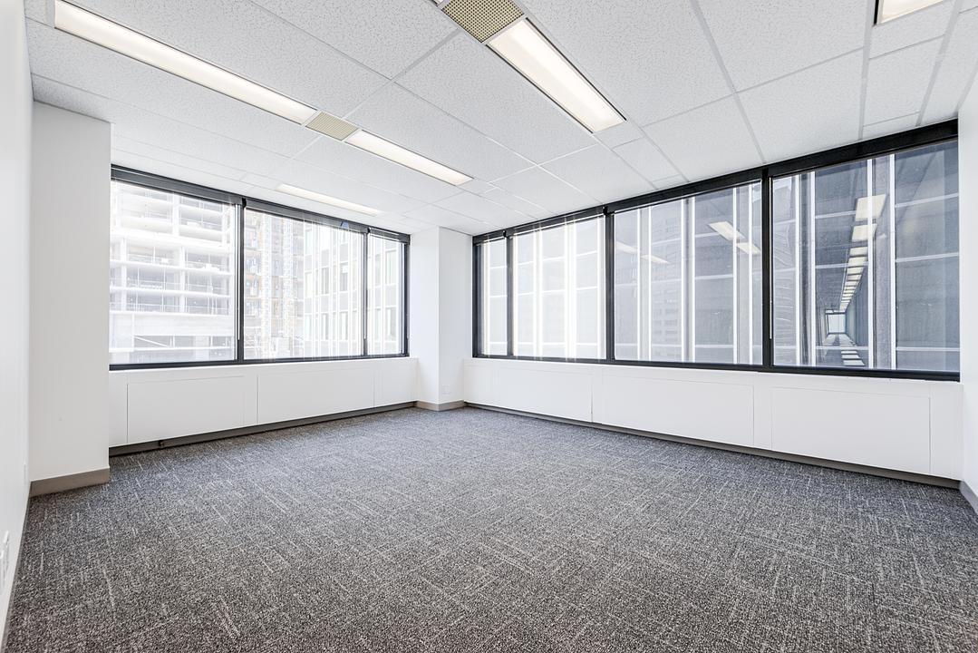 1200 - 180 Dundas Street West, Toronto, ON