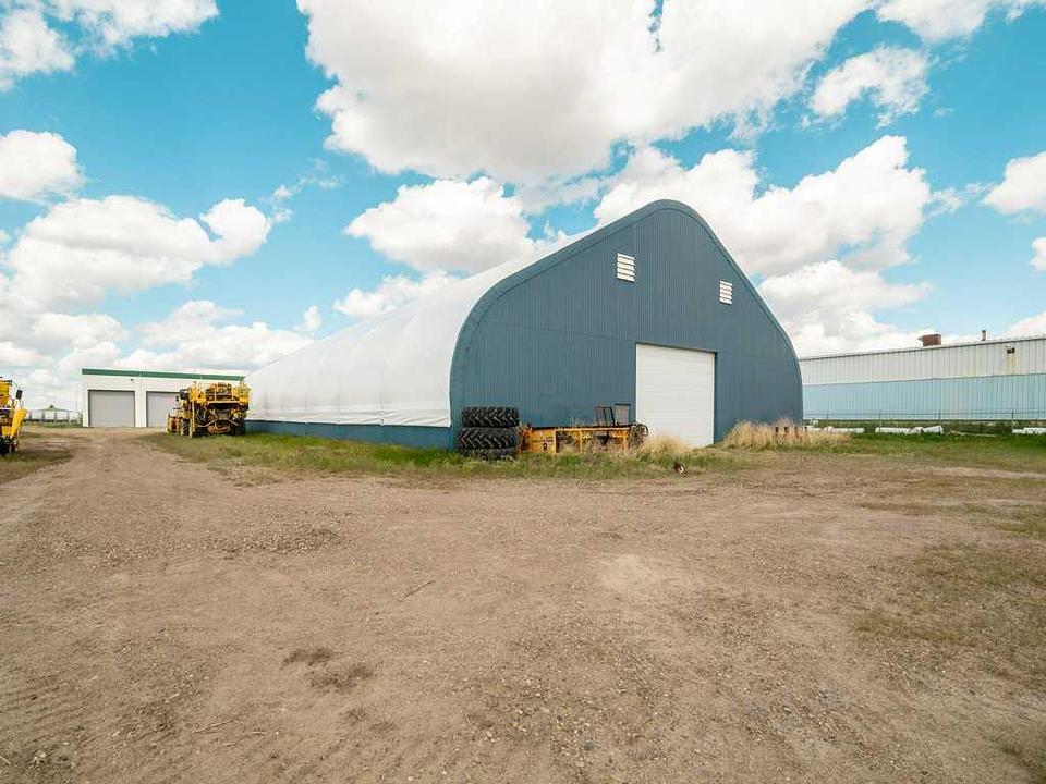 5802 52 Avenue, Taber, AB