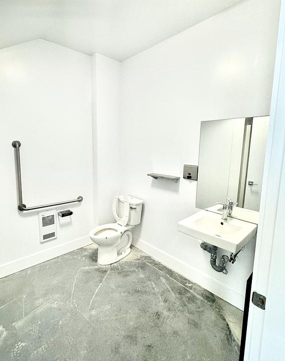 SL1 - 39319 Queens Way, Squamish, BC