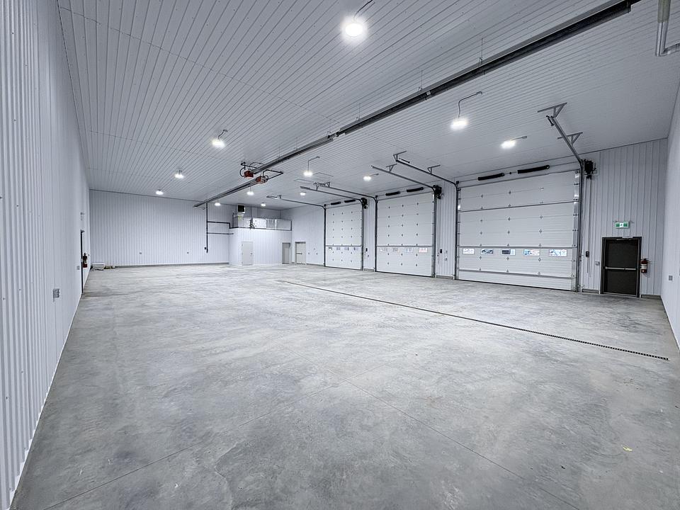 1212 30 Street North, Lethbridge, AB