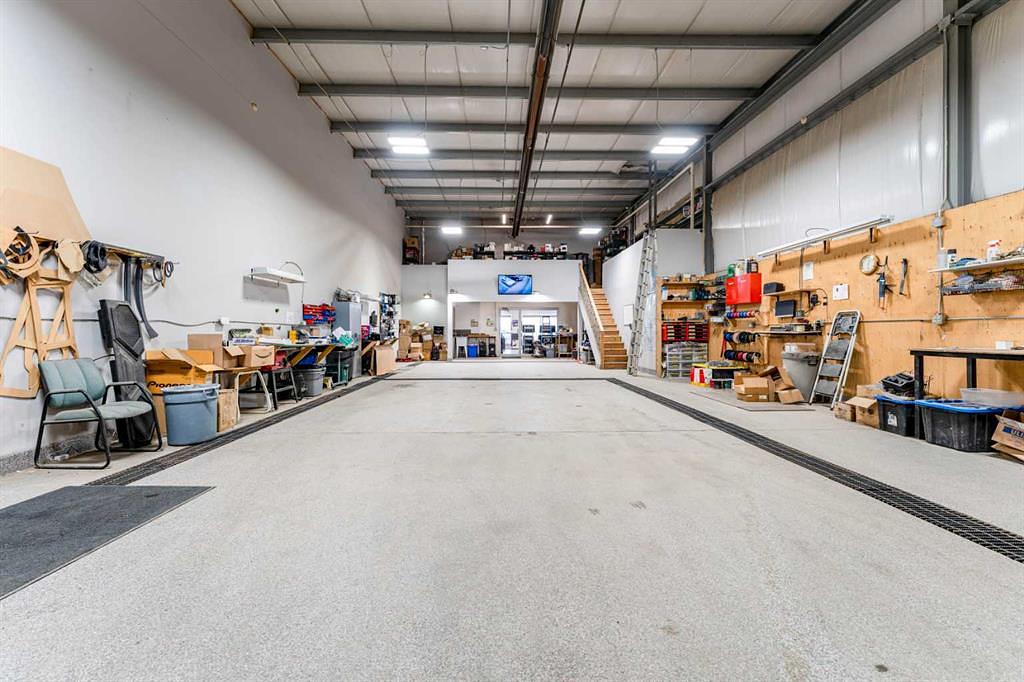 10 - 235105 Wrangler Drive, Rocky View County, AB