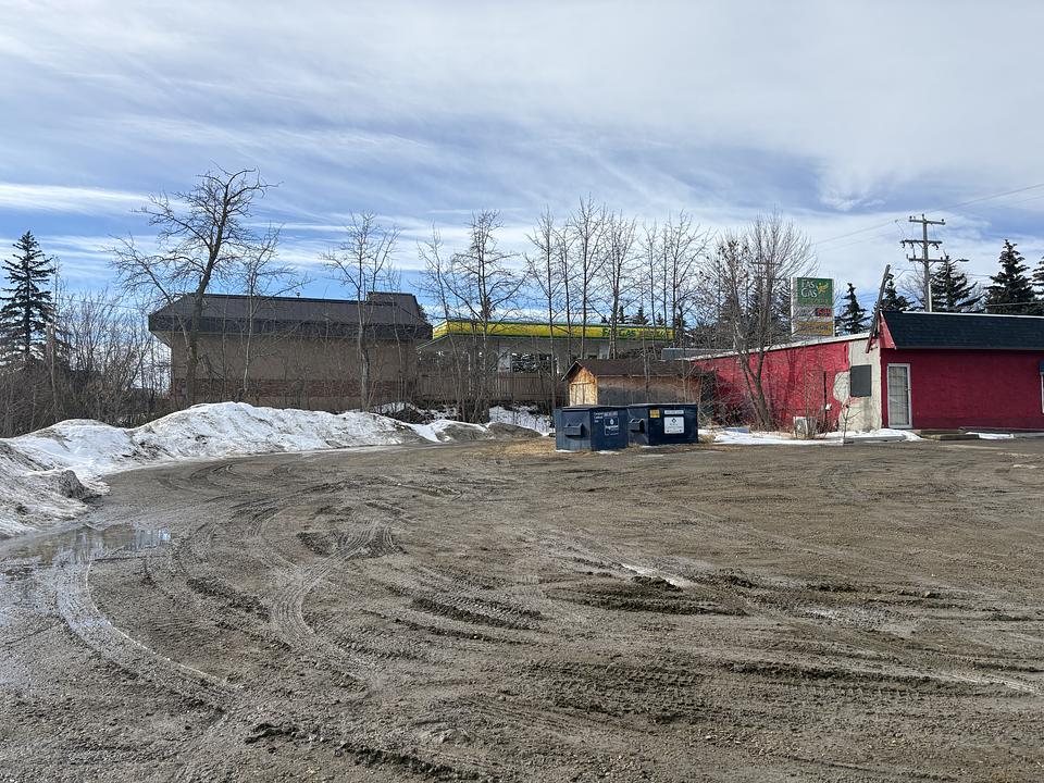 4417 50 Street, Sylvan Lake, AB