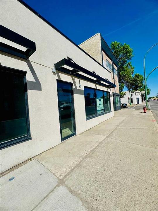256 13 Street North, Lethbridge, AB