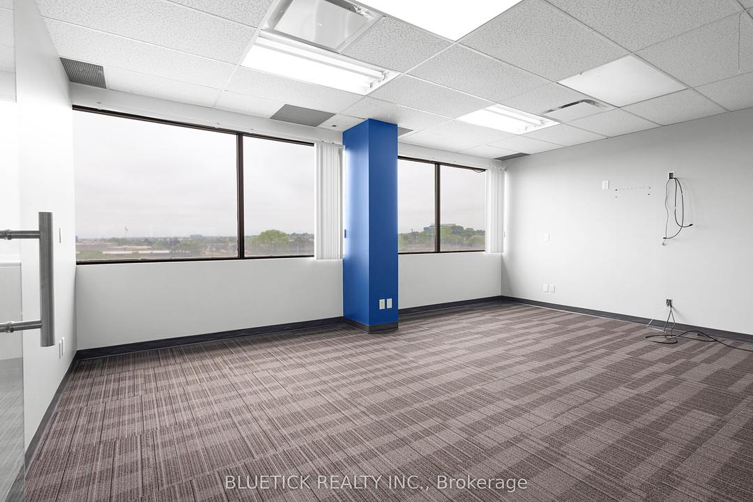 401 - 710 Dorval Drive, Oakville, ON