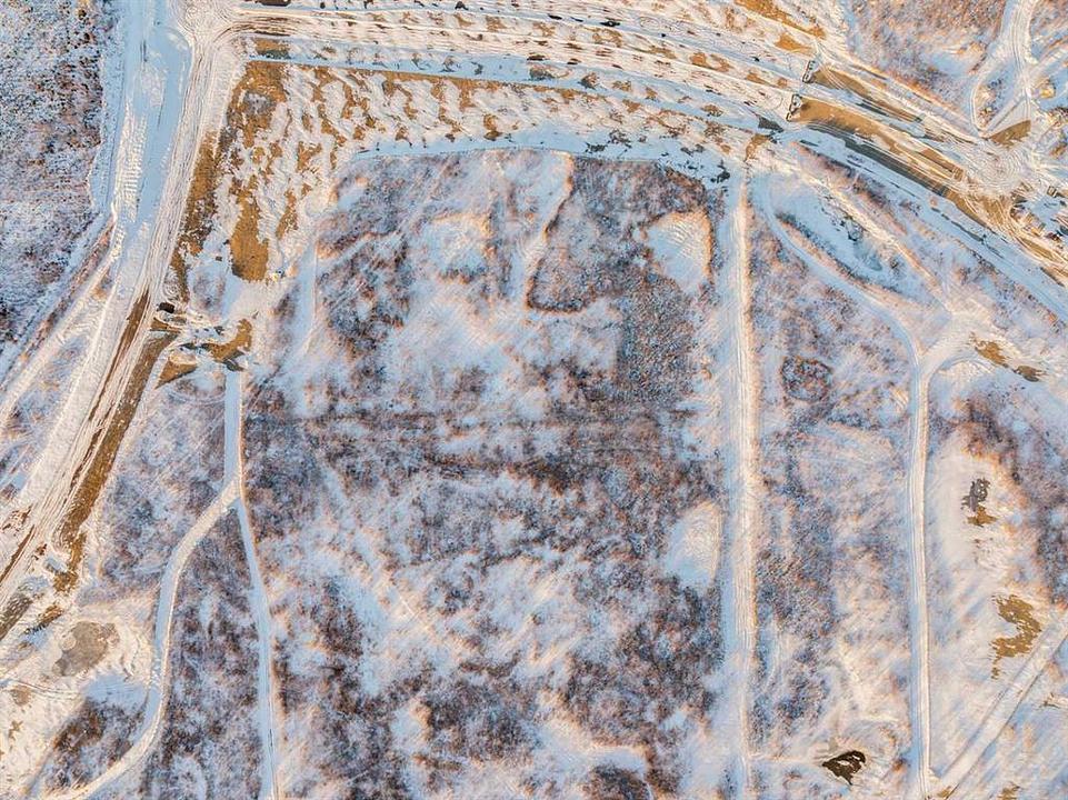 Block:28 - Plan: 2021329 Lot:4, Fort McMurray, AB
