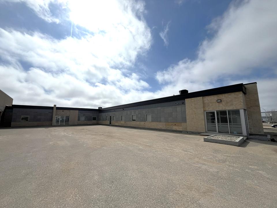 300 - 335 Hoffer Drive, Regina, SK