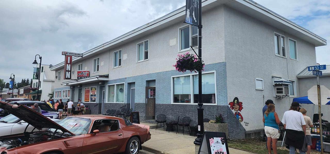 5114 50 Street, Evansburg, AB