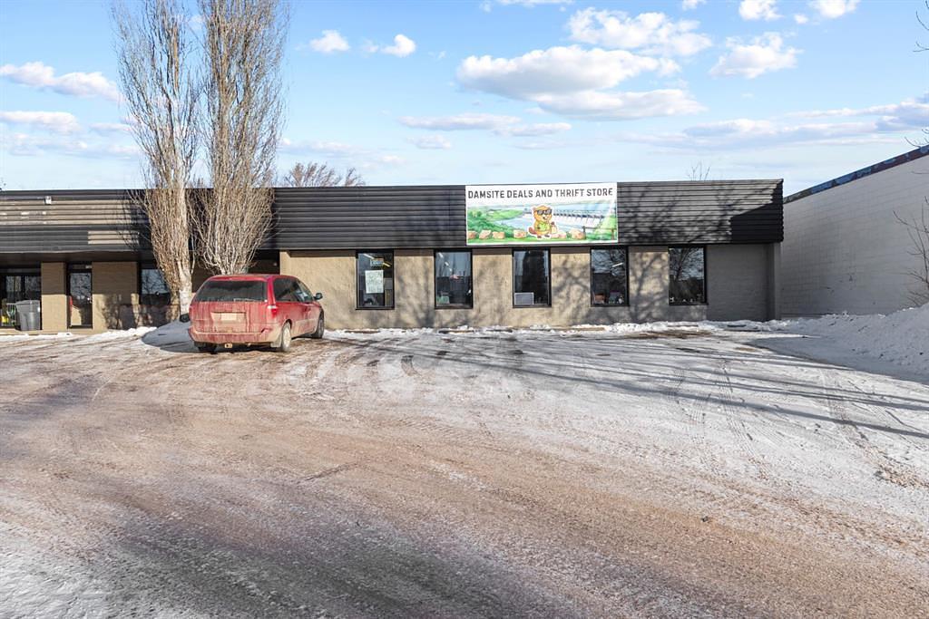 308 2 Avenue, Bassano, AB