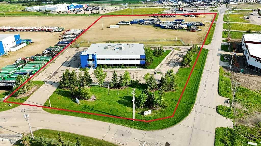 33 Schenk Industrial Road, Sylvan Lake, AB