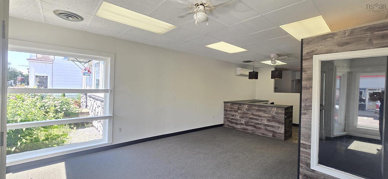 56 Commercial Street, Middleton, NS