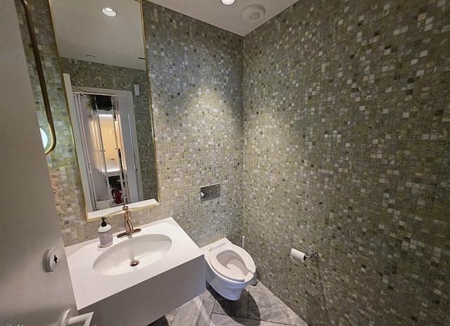 110 & 115 - 8400 West Road, Richmond, BC