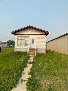 211 Main Street Southwest, Falher, AB