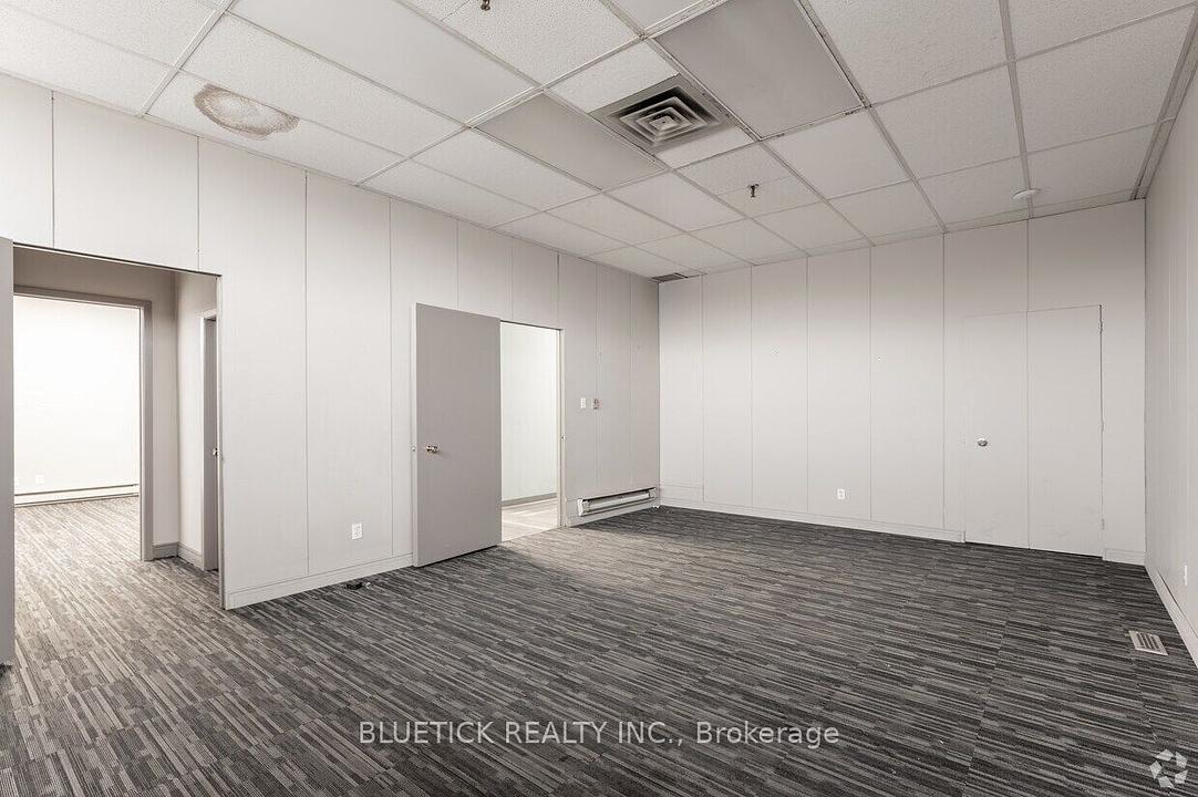 3 - 25 Tangiers Road, Toronto, ON