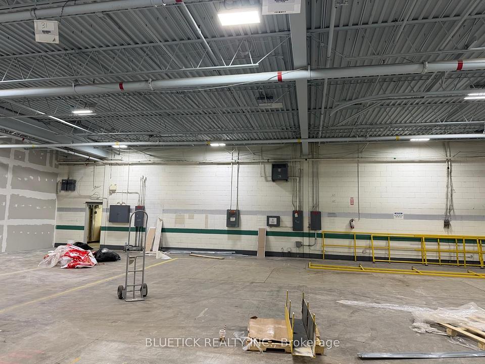 1A - 44 Rolark Drive, Toronto, ON