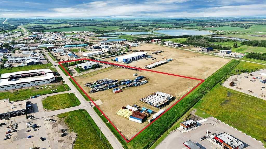 33 Schenk Industrial Road, Sylvan Lake, AB