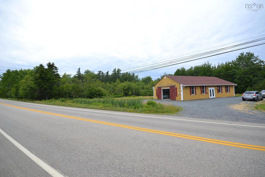 11210 + 11222 Highway 3, Centre, NS