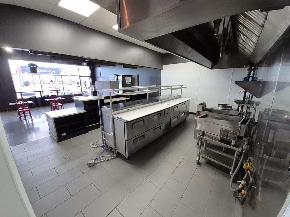 187 Highway 16A, Spruce Grove, AB