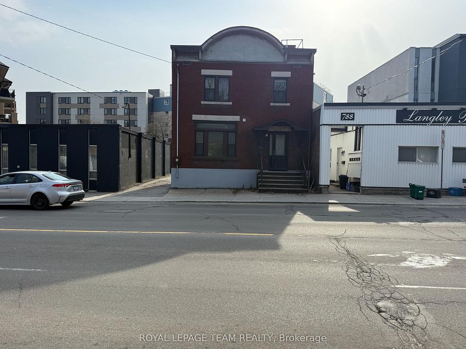 790 Bronson Avenue, Ottawa, ON