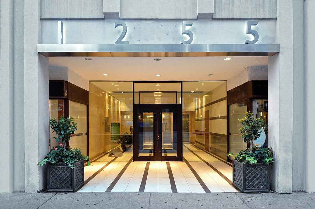 301 - 1255 Bay Street, Toronto, ON