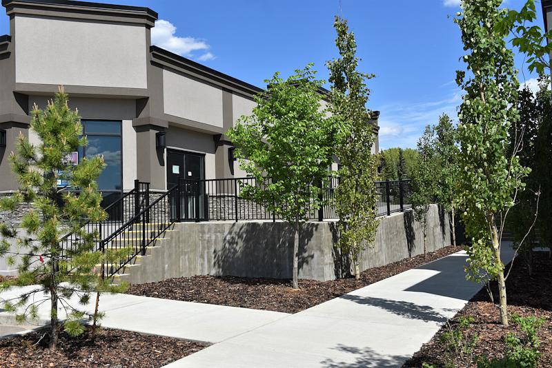 800 Broadmoor Blvd, Sherwood Park, AB