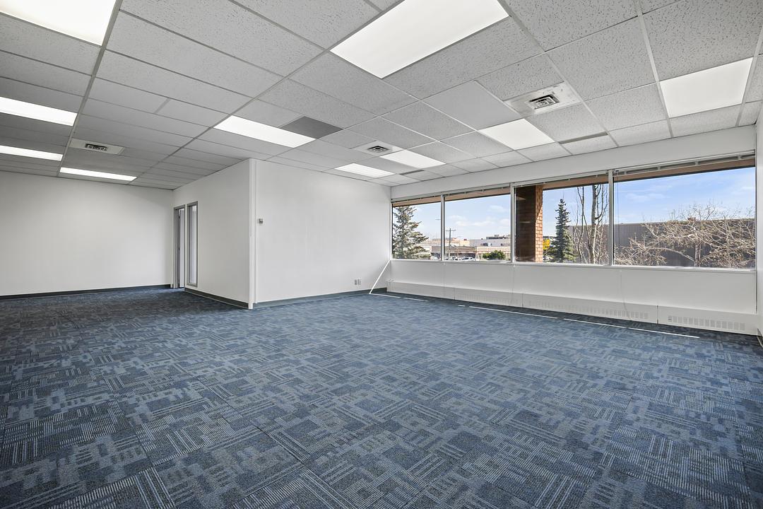 220 - 3016 19 Street Northeast, Calgary, AB