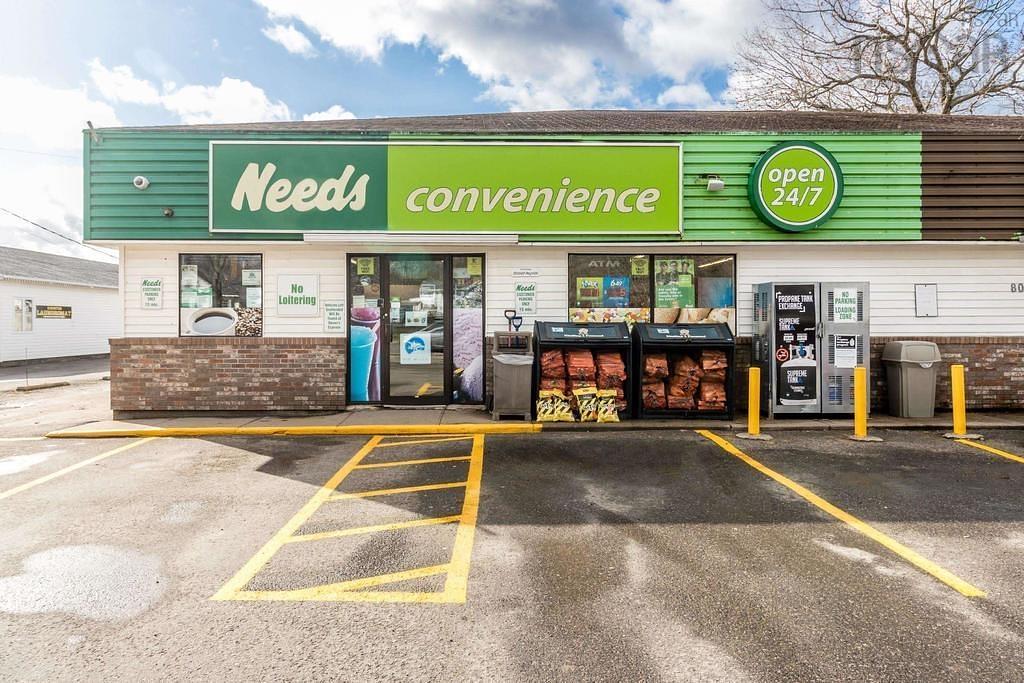 800 Main Street, Kingston, NS