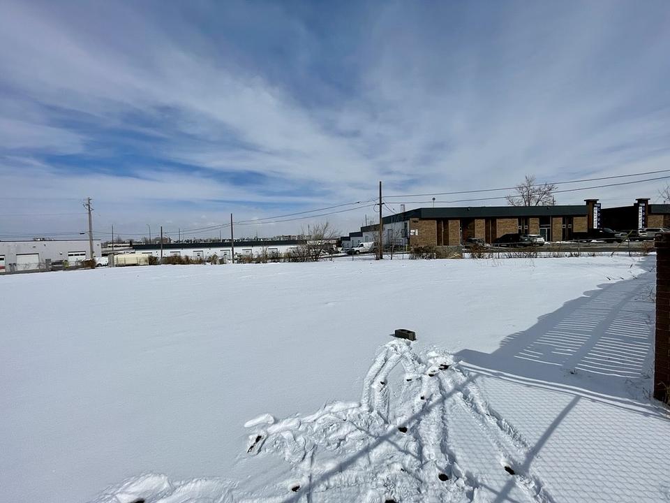 1 - 7048 Farrell Rd SE, Calgary, AB