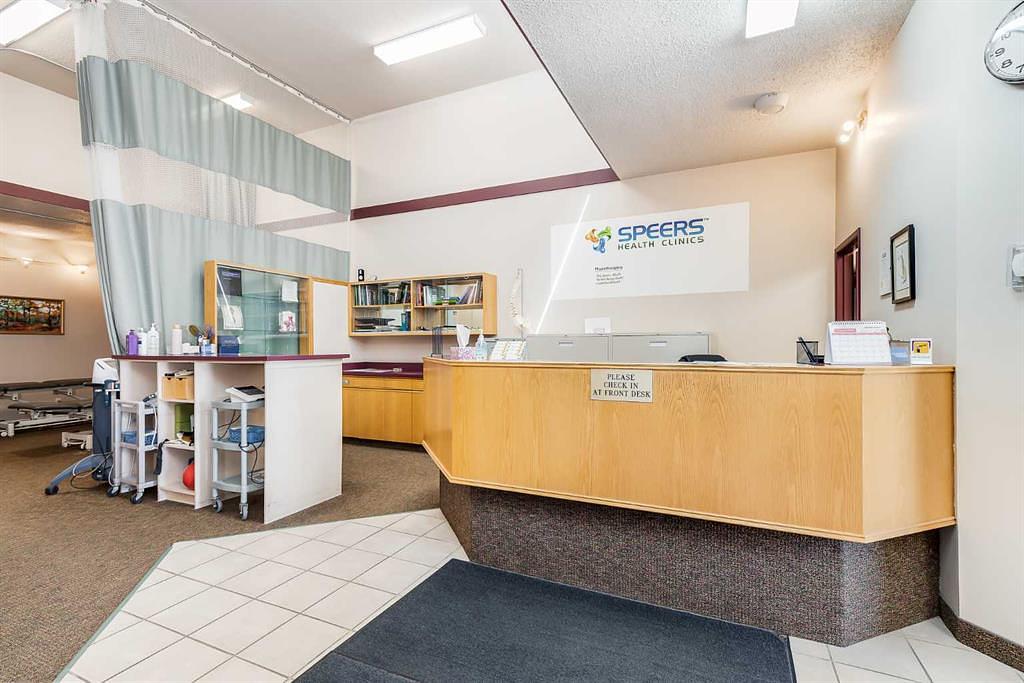 5120 50 Avenue, Olds, AB
