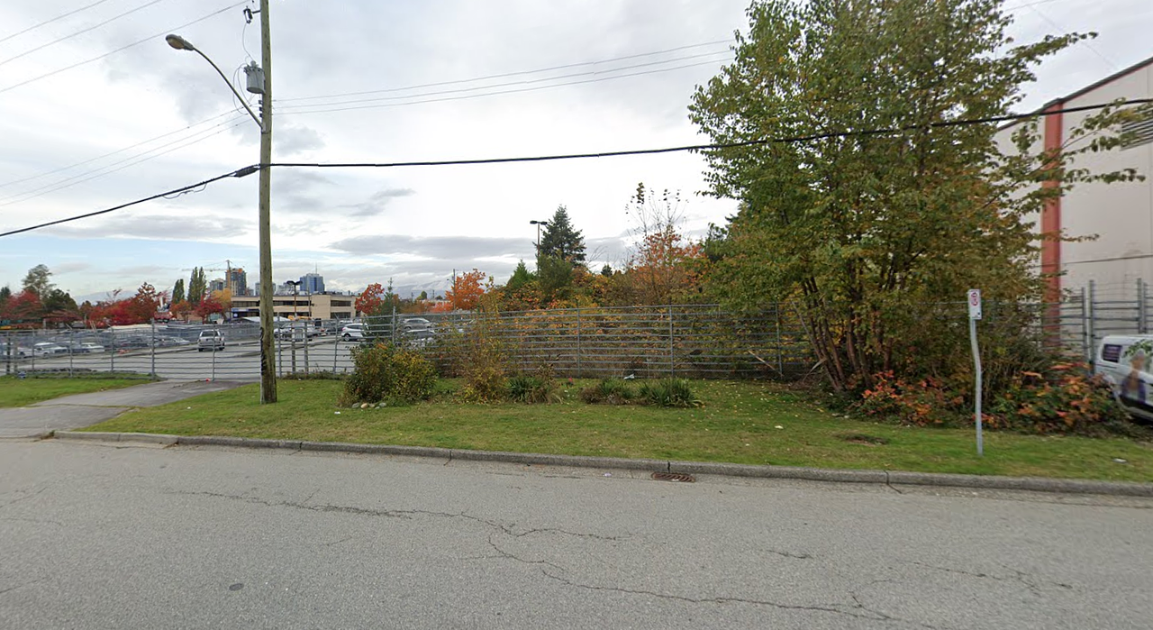 13661 104A AVENUE, Surrey, BC