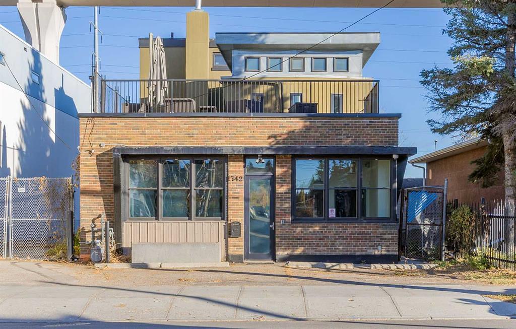 1742 10 Avenue Southwest, Calgary, AB