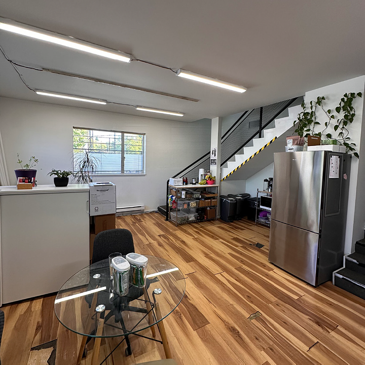 1490 - 1490 Frances Street, Vancouver, BC