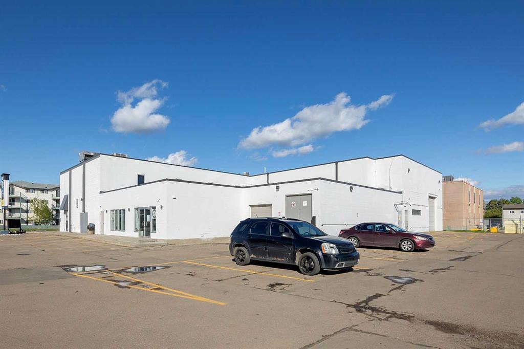120 - 9401 Franklin Avenue, Fort McMurray, AB
