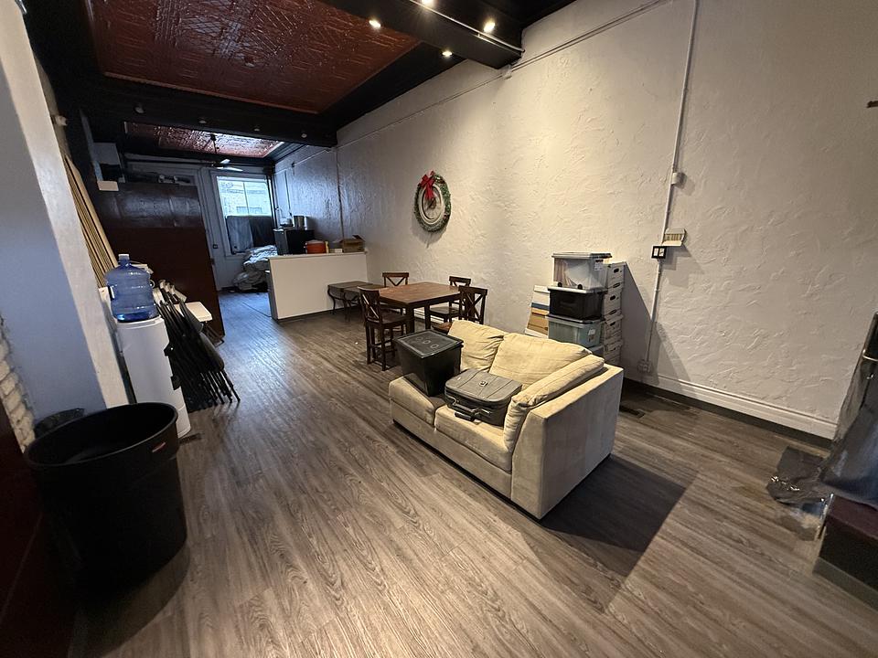 306 Notre Dame Avenue, Winnipeg, MB