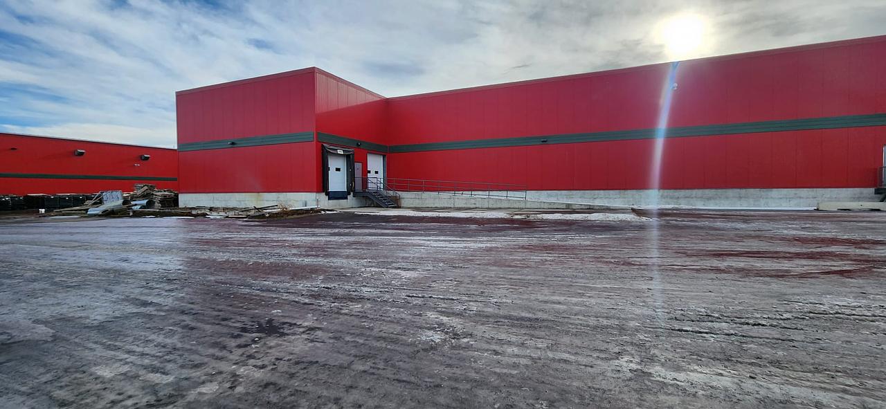 902 9 Avenue, Nisku, AB