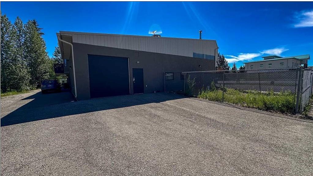 4 - 586 Main Avenue West, Sundre, AB