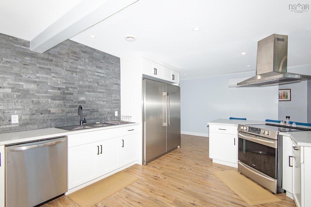 1861 Highway 1, Church Point, NS
