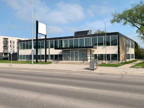 1111 Portage Avenue, Winnipeg, MB