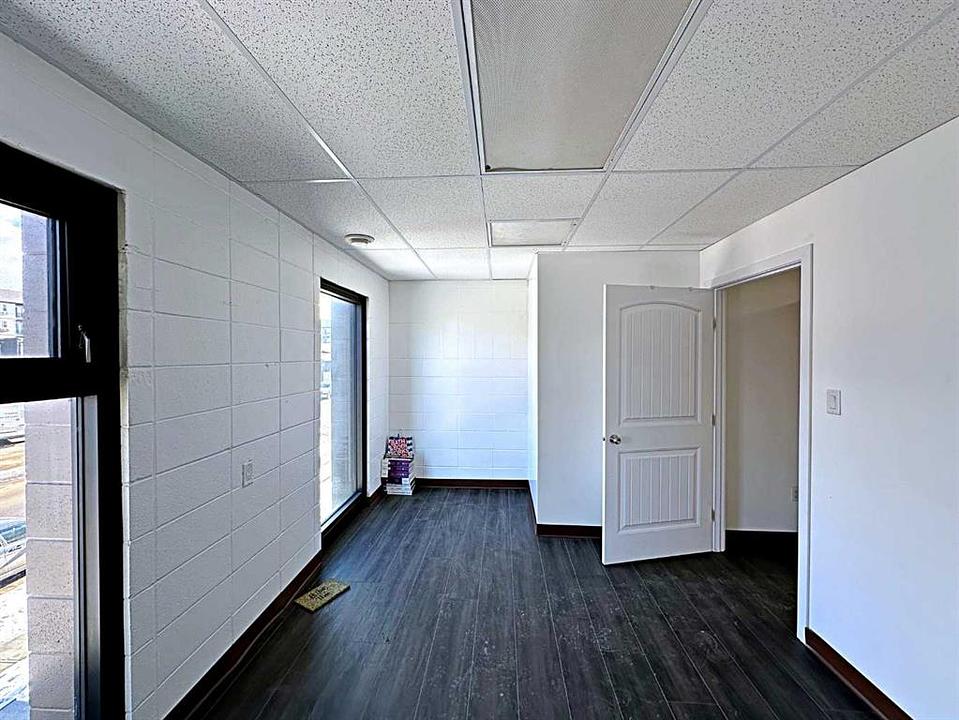 8127 Fraser Avenue, Fort McMurray, AB