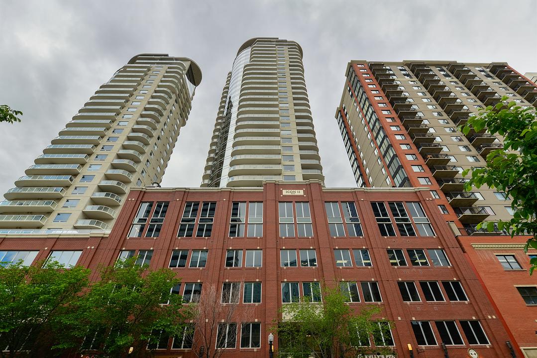 401 - 10154 104 Street Northwest, Edmonton, AB