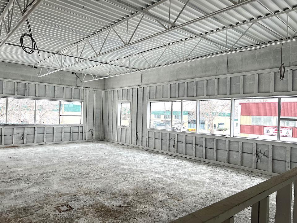 1 - 1420 40 Avenue Northeast, Calgary, AB