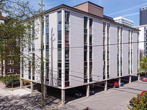 309 Cooper Street, Ottawa, ON