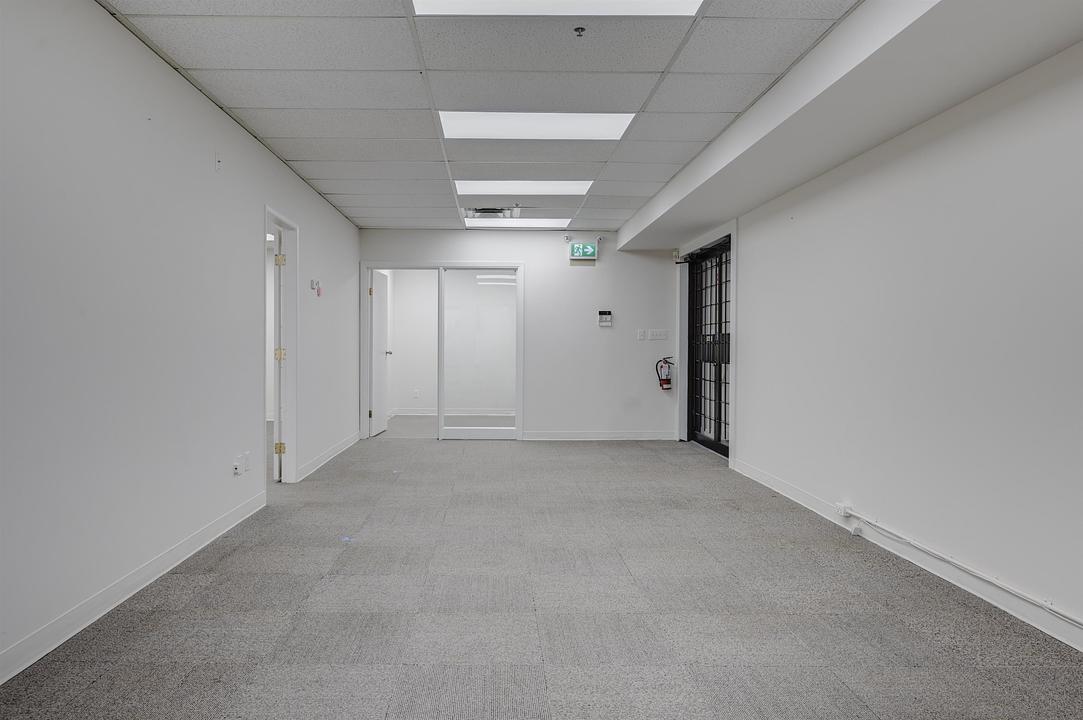 300 - 10524 King George Boulevard, Surrey, BC