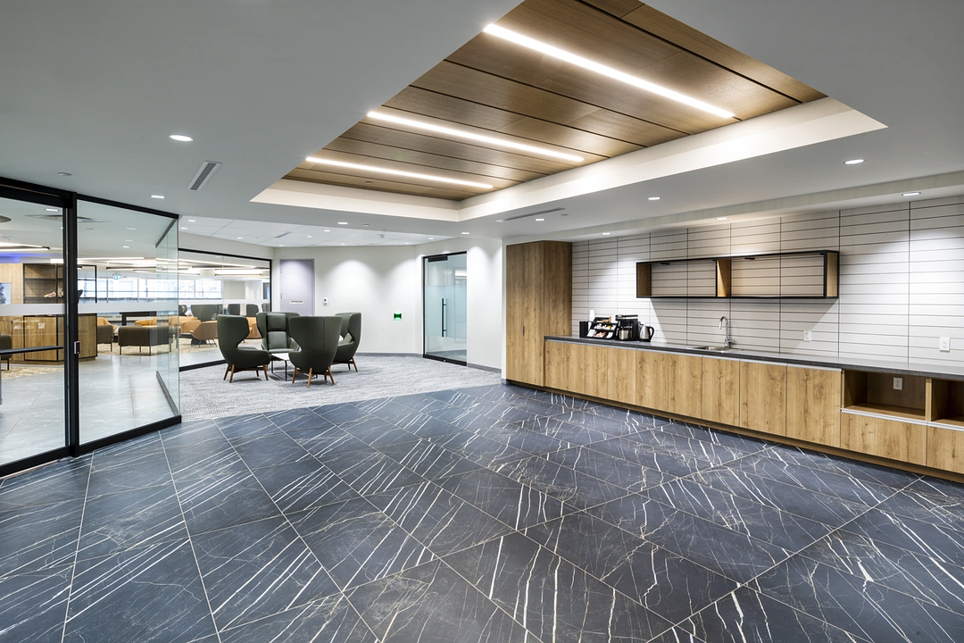 00700 - 10060 Jasper Avenue, Edmonton, AB