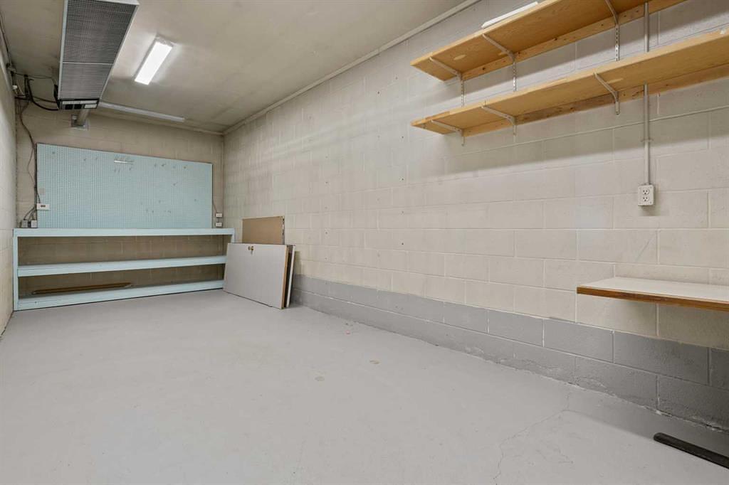 5038 49 Street, Daysland, AB